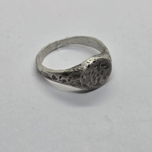 Anillo Lava
